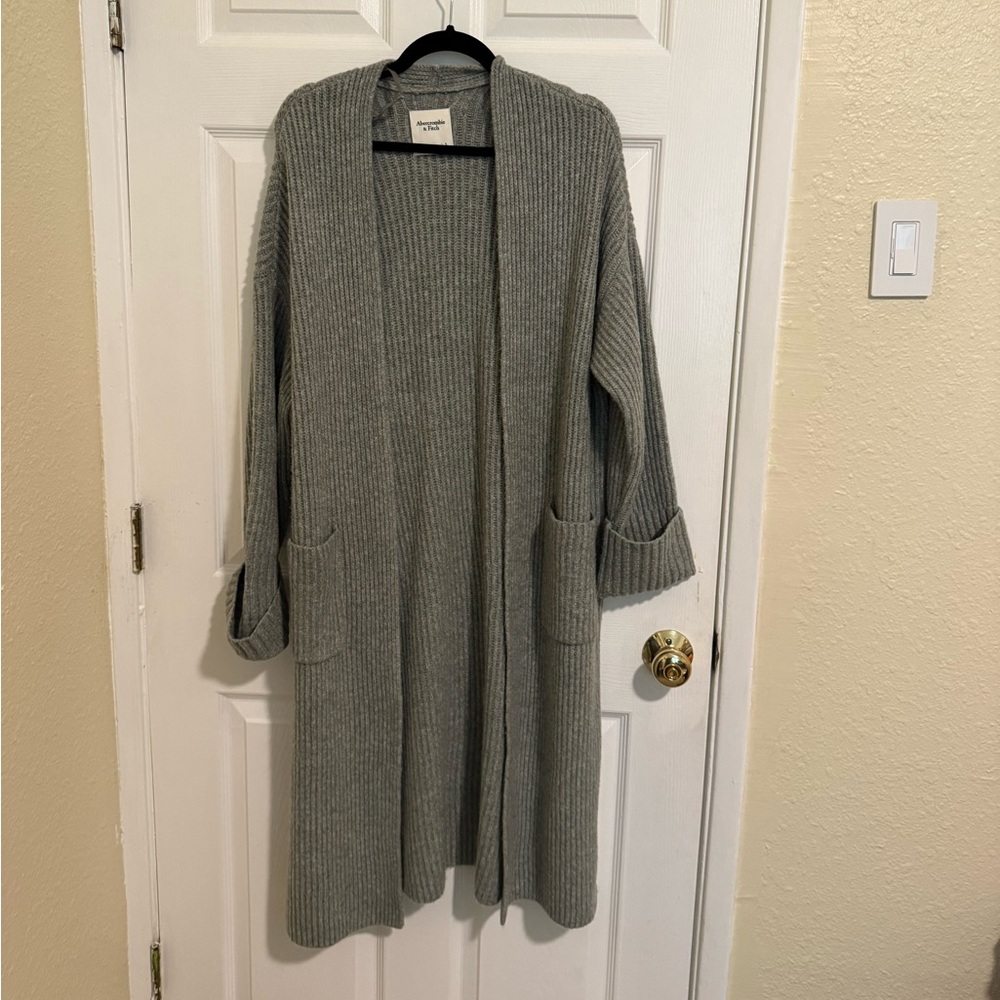Abercrombie & Fitch Cardigan